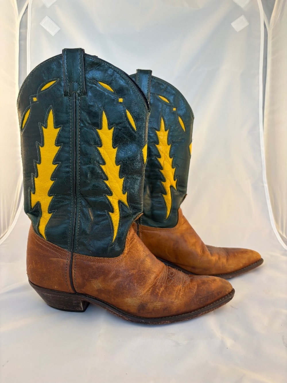 Women's vintage cowboy boots